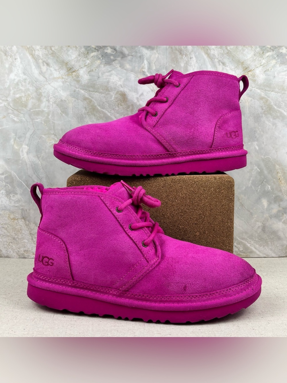 UGG Neumel Hot Pink Suede Sheepskin Chukka Boots Womens Size 6 Cozy